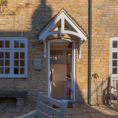 Jasmine Cottage - 2 Bedroom In Heart Of Bourton! Luaran gambar