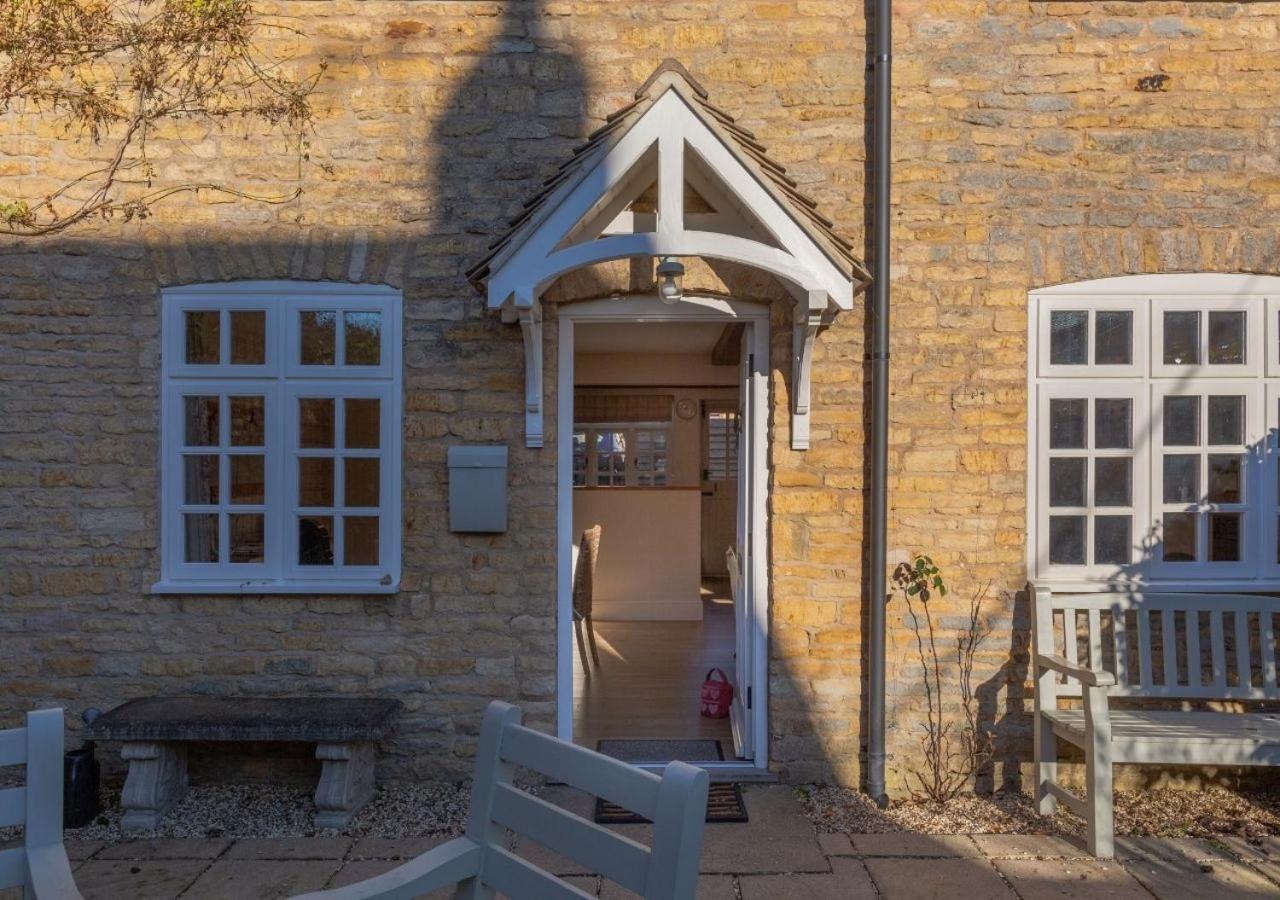 Jasmine Cottage - 2 Bedroom In Heart Of Bourton! Luaran gambar