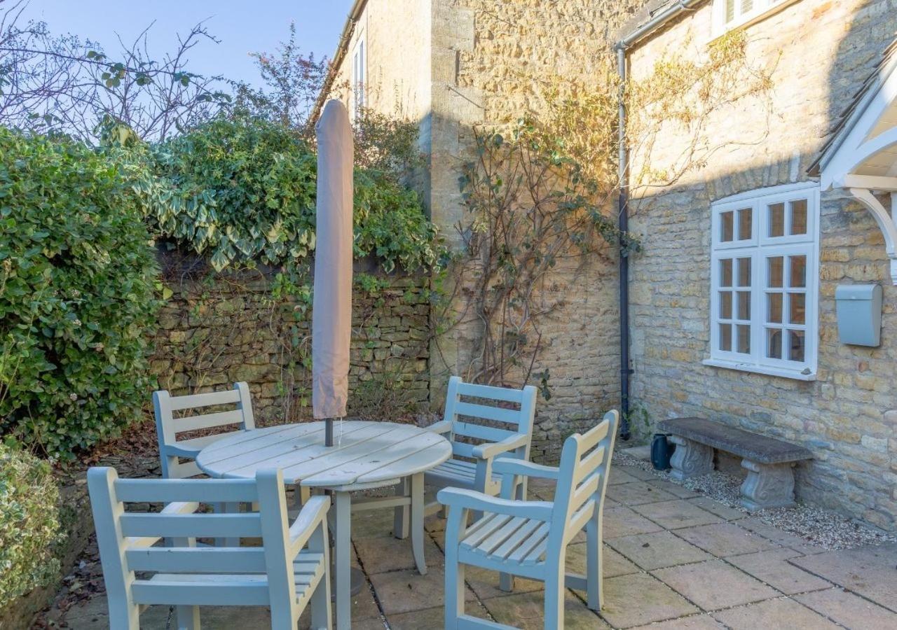 Jasmine Cottage - 2 Bedroom In Heart Of Bourton! Luaran gambar